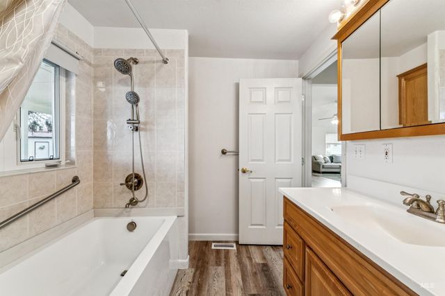 25164 Lansing Lane, Middleton, ID 83644