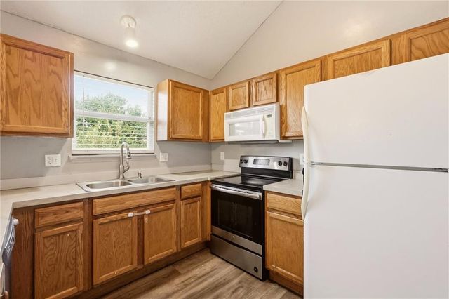 17188 Jennifer Street, Gardner, KS 66030