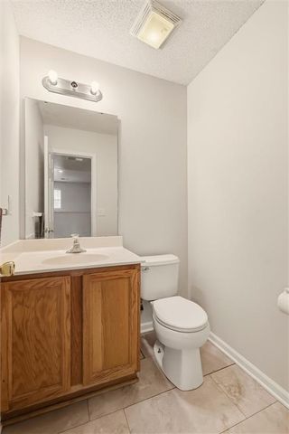 17188 Jennifer Street, Gardner, KS 66030