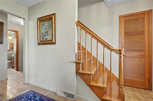 4765 Warwick Drive S, Canfield, OH 44406