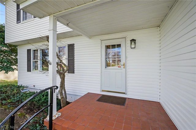 4765 Warwick Drive S, Canfield, OH 44406