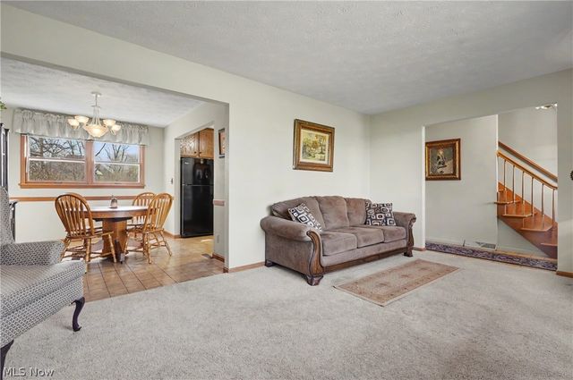 4765 Warwick Drive S, Canfield, OH 44406