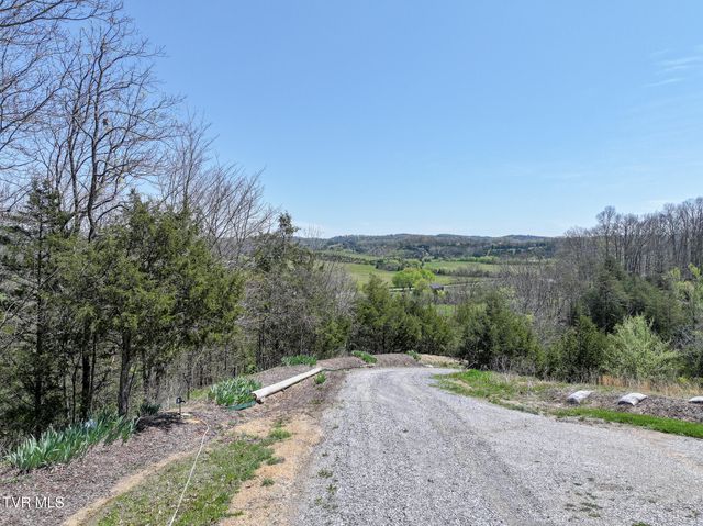 701 Doc Hawkins Road, Greeneville, TN 37745