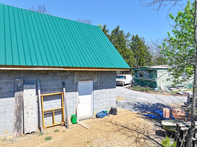 701 Doc Hawkins Road, Greeneville, TN 37745