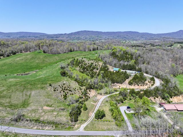 701 Doc Hawkins Road, Greeneville, TN 37745