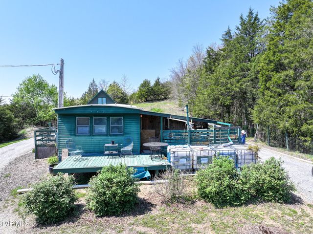701 Doc Hawkins Road, Greeneville, TN 37745