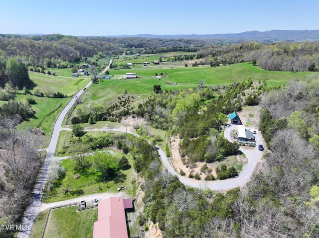 701 Doc Hawkins Road, Greeneville, TN 37745