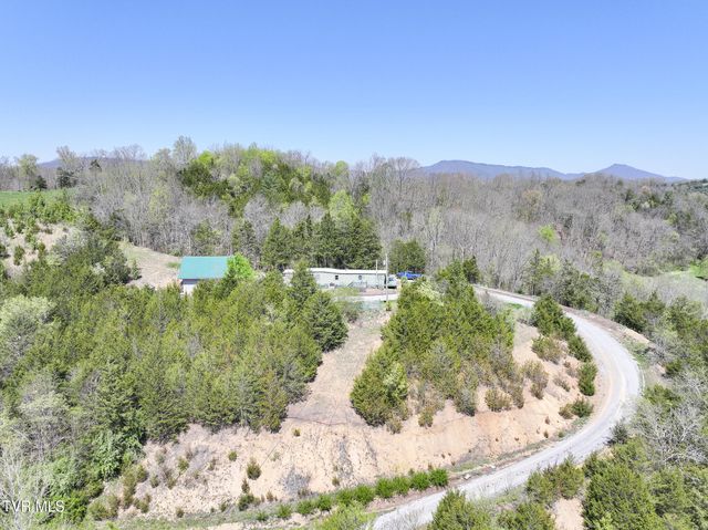 701 Doc Hawkins Road, Greeneville, TN 37745
