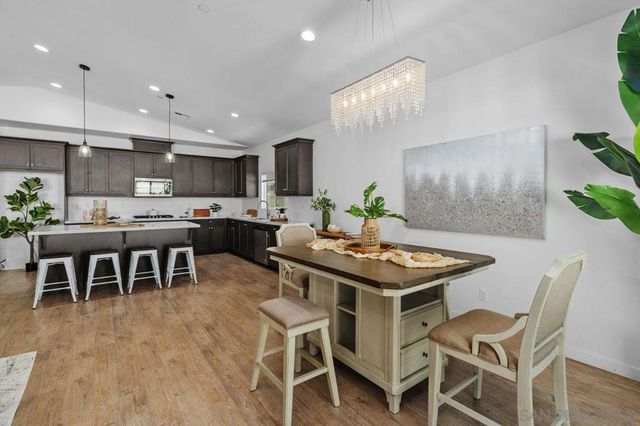 34751 Ribbon Grass Way, Murrieta, CA 92563