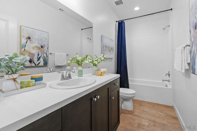 34751 Ribbon Grass Way, Murrieta, CA 92563