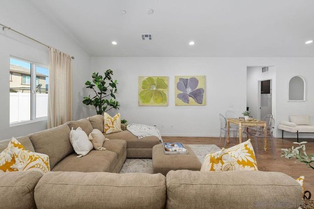 34751 Ribbon Grass Way, Murrieta, CA 92563