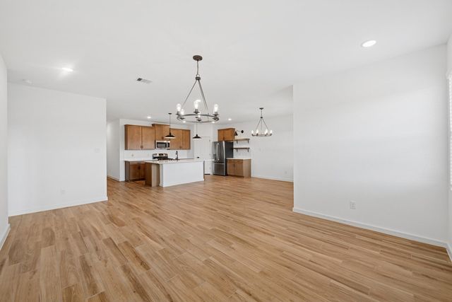 7926 Jade Crest Drive, Angleton, TX 77515