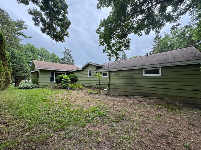 W3740 Eastman STREET, Zenda, WI 53195