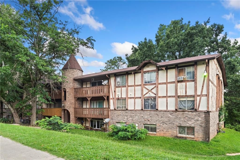 1315 Camelot Drive, Atlanta, GA 30349