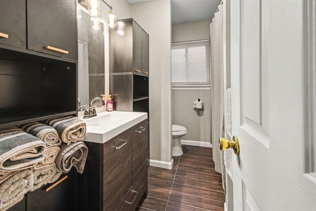 25151 Pearl Street, Roseville, MI 48066