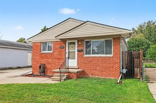 25151 Pearl Street, Roseville, MI 48066
