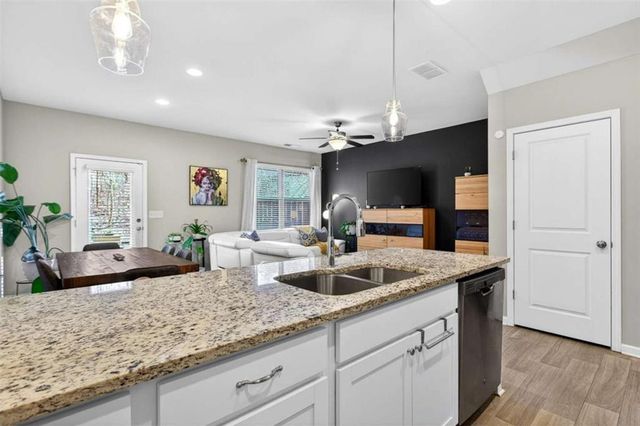 3182 Meadowstone Lane, Atlanta, GA 30331