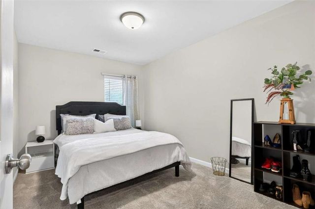 3182 Meadowstone Lane, Atlanta, GA 30331