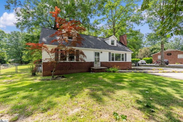 3104 Edwards Road, Taylors, SC 29687