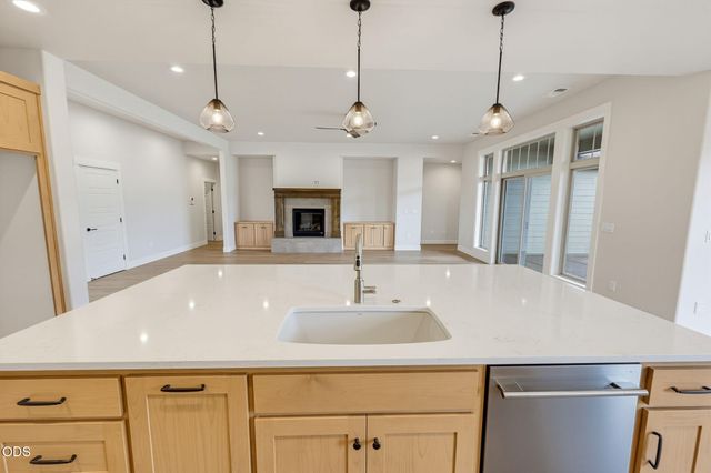505 Autumn Hills Drive, Medford, OR 97504