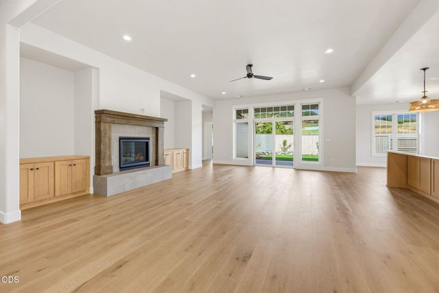505 Autumn Hills Drive, Medford, OR 97504