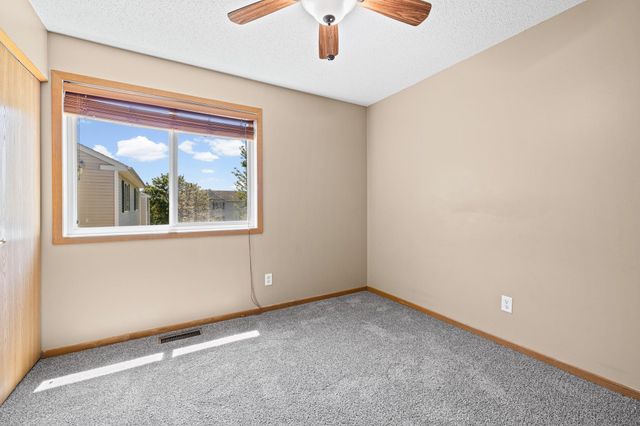 15537 Foghorn Lane 45, Apple Valley, MN 55124