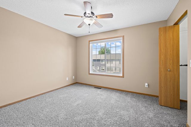 15537 Foghorn Lane 45, Apple Valley, MN 55124
