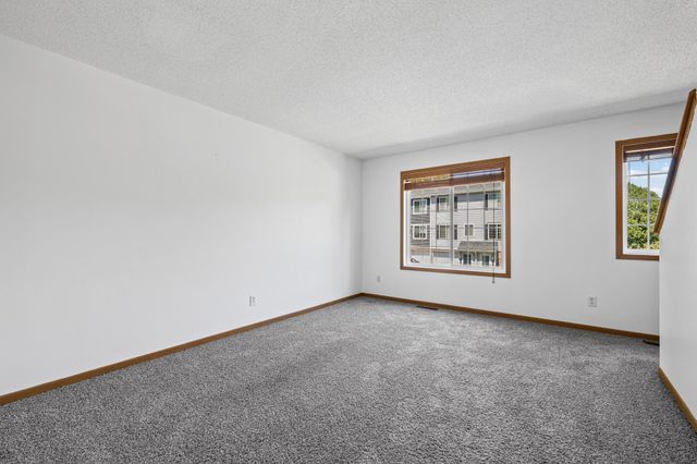 15537 Foghorn Lane 45, Apple Valley, MN 55124