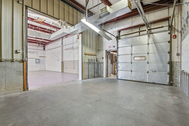 109 Apremont Way, Westfield, MA 01085