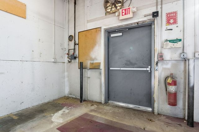 109 Apremont Way, Westfield, MA 01085