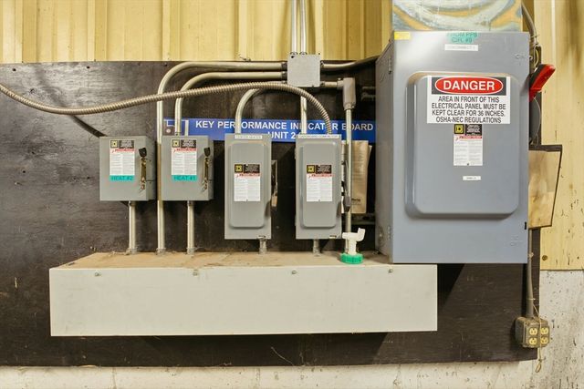 109 Apremont Way, Westfield, MA 01085