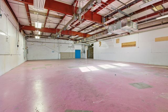 109 Apremont Way, Westfield, MA 01085