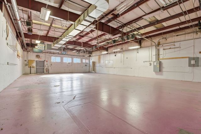 109 Apremont Way, Westfield, MA 01085