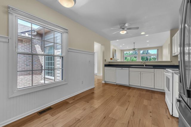 4853 Lone Oak Court 11, Pittsfield Charter Twp, MI 48108