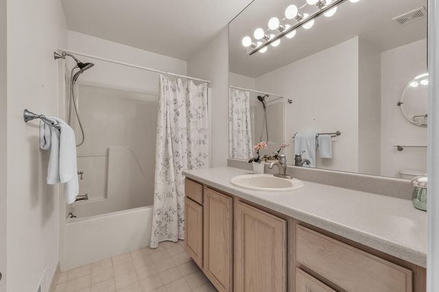 4853 Lone Oak Court 11, Pittsfield Charter Twp, MI 48108