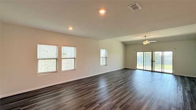 531 Deer Canyon Way, Princeton, TX 75407