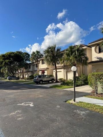 6358 W Longboat Ln 104, Boca Raton, FL 33433
