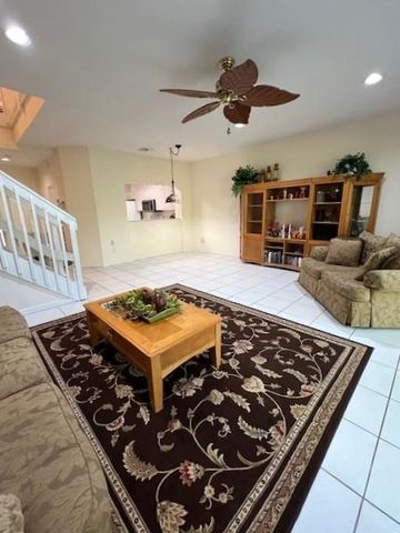 6358 W Longboat Ln 104, Boca Raton, FL 33433