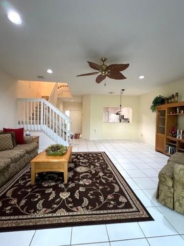 6358 W Longboat Ln 104, Boca Raton, FL 33433