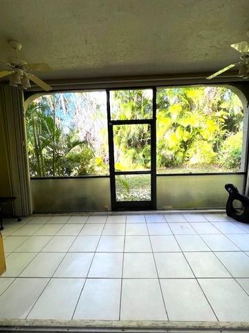 6358 W Longboat Ln 104, Boca Raton, FL 33433