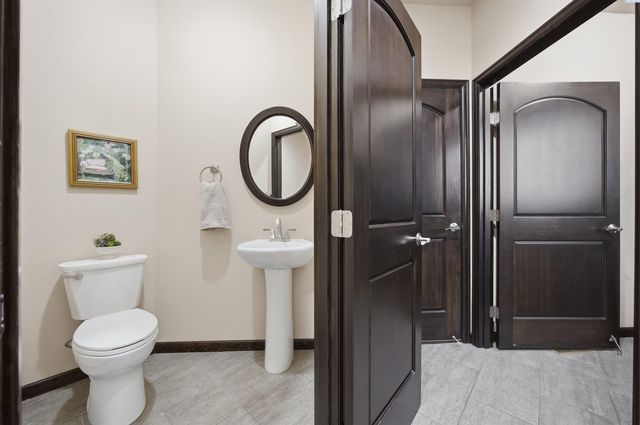 662 S Hawaii Pl, Kennewick, WA 99336