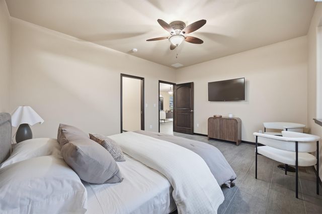 662 S Hawaii Pl, Kennewick, WA 99336