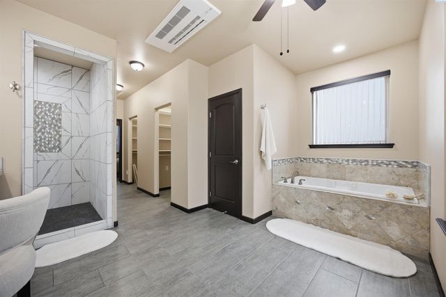 662 S Hawaii Pl, Kennewick, WA 99336