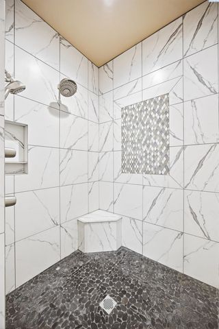 662 S Hawaii Pl, Kennewick, WA 99336