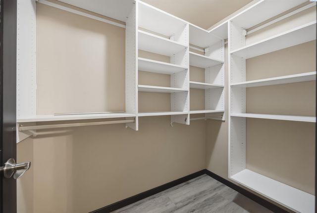 662 S Hawaii Pl, Kennewick, WA 99336