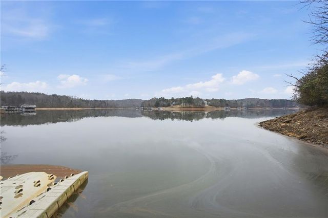 110 Peninsula Way, Dawsonville, GA 30534