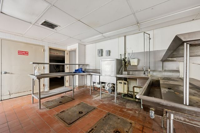 2020 N Lincoln CU1, Chicago, IL 60614