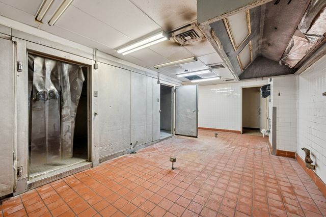 2020 N Lincoln CU1, Chicago, IL 60614