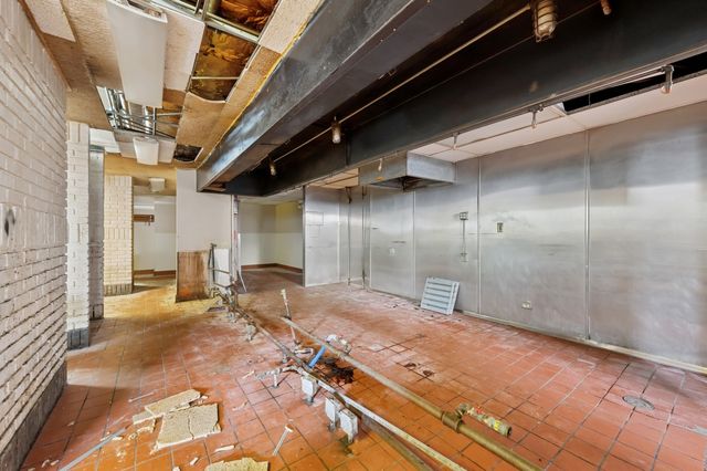 2020 N Lincoln CU1, Chicago, IL 60614