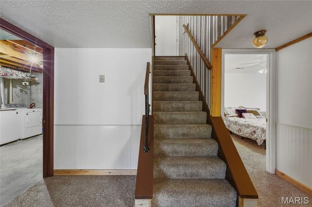 10 Shadowridge Court, St Peters, MO 63376